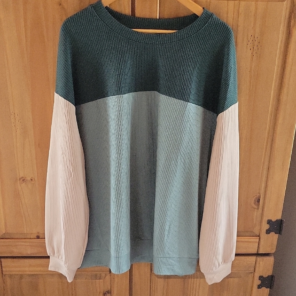 Dollcake Gray Ribbed Sweater